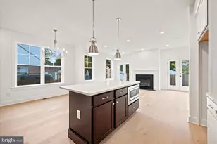 212 Chestnut St, Newtown Square, PA 19073 - Photo 6