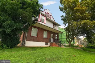 108 E Township Line Rd, Havertown, PA 19083 - Photo 2