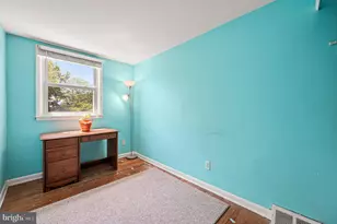 1054 N Academy Ave, Glenolden, PA 19036 - Photo 10