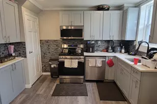 209 N 10th St, Darby, PA 19023 - Photo 8
