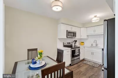 5200 Hilltop Drive #137, Brookhaven, PA 19015 - Photo 8