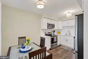 5200 Hilltop Dr, Brookhaven, PA 19015 - Photo 8