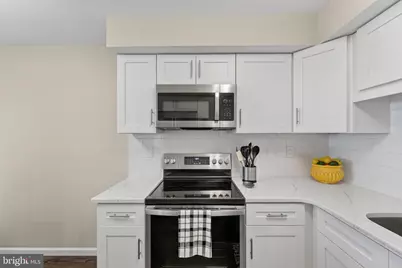 5200 Hilltop Drive #137, Brookhaven, PA 19015 - Photo 12