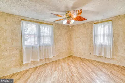 329 Laurel Road, Sharon Hill, PA 19079 - Photo 24