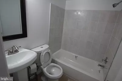 9 Thomas Road #1, Aston, PA 19014 - Photo 6