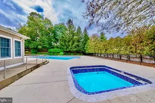 56 Bayberry Ct, Glen Mills, PA 19342 - Photo 4