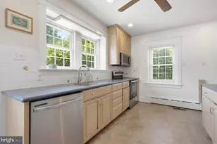 4401 Cedar Ln, Drexel Hill, PA 19026 - Photo 14