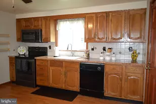 2220 Baldwin Run Dr, Aston, PA 19014 - Photo 44