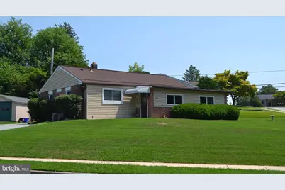 2220 Baldwin Run Drive, Aston, PA 19014 - Photo 2