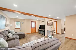 747 Surrey Rd, Aldan, PA 19018 - Photo 6