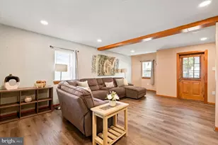 747 Surrey Rd, Aldan, PA 19018 - Photo 4