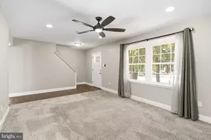 13 Kathleen Dr, Upper Chichester, PA 19014 - Photo 10