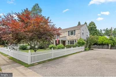4 Lowrys Lane, Bryn Mawr, PA 19010 - Photo 4