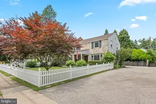 4 Lowrys Ln, Bryn Mawr, PA 19010 - Photo 4