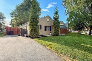 58 Florence Ave, Aston, PA 19014 - Photo 2