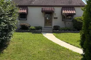 6 Vinsmith Ave, Aston, PA 19014 - Photo 1