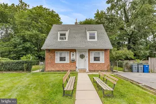 822 Wyndom Terrace, Secane, PA 19018 - Photo 2