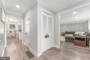20 Walnut St, Newtown Square, PA 19073 - Photo 4
