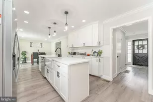 20 Walnut St, Newtown Square, PA 19073 - Photo 12