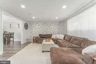 20 Walnut St, Newtown Square, PA 19073 - Photo 6