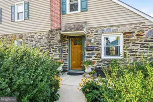 732 Cricket Ln, Aldan, PA 19018 - Photo 4