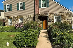 732 Cricket Ln, Aldan, PA 19018 - Photo 2