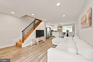7135 Clover Ln, Upper Darby, PA 19082 - Photo 2