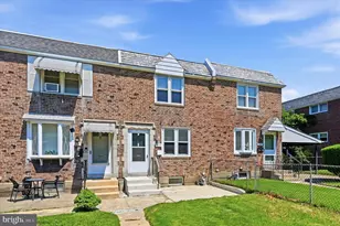 345 Westmont Dr, Collingdale, PA 19023 - Photo 2