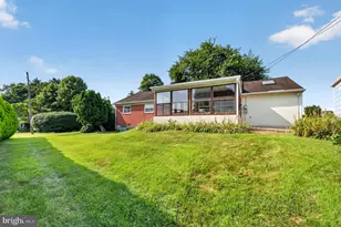 2178 Princeton Pl, Broomall, PA 19008 - Photo 34