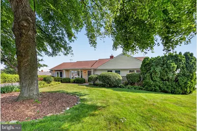 2178 Princeton Place, Broomall, PA 19008 - Photo 2