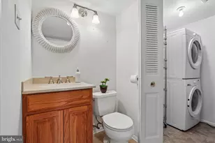 5200 Hilltop Dr, Brookhaven, PA 19015 - Photo 14