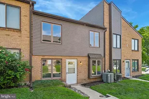 5200 Hilltop Dr, Brookhaven, PA 19015 - Photo 1