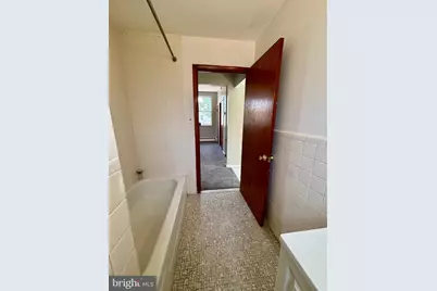 1030 Lawrence Avenue, Darby, PA 19023 - Photo 12
