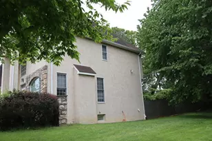 1 Kathryn Ln, Broomall, PA 19008 - Photo 6