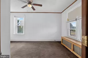 1245 E 11th St, Crum Lynne, PA 19022 - Photo 8
