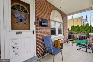 1245 E 11th St, Crum Lynne, PA 19022 - Photo 4