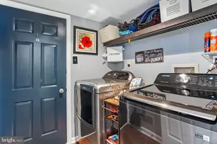 1204 Woodsview Dr, Garnet Valley, PA 19060 - Photo 20