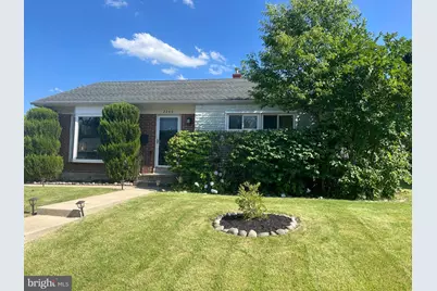 2240 Theresa Avenue, Morton, PA 19070 - Photo 2