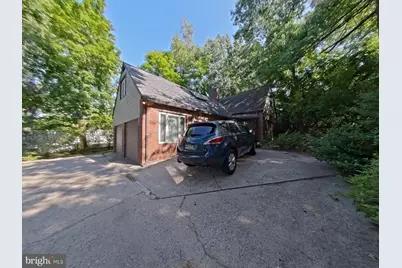 1746 Green Valley Road, Havertown, PA 19083 - Photo 32