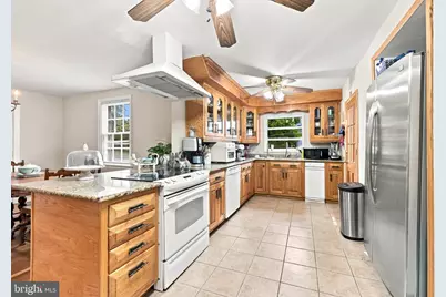 844 Burmont Road, Drexel Hill, PA 19026 - Photo 6