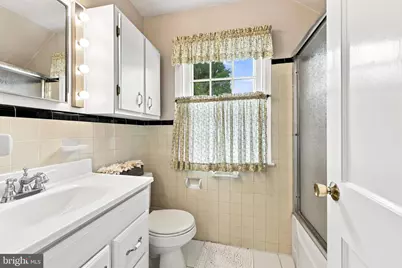 844 Burmont Road, Drexel Hill, PA 19026 - Photo 12