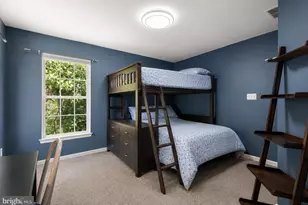 2 Huntington Ct, Upper Chichester, PA 19061 - Photo 18