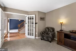 2 Huntington Ct, Upper Chichester, PA 19061 - Photo 4