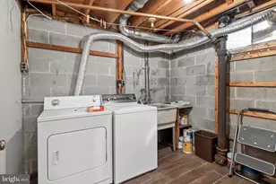 1016 Green Ln, Secane, PA 19018 - Photo 34