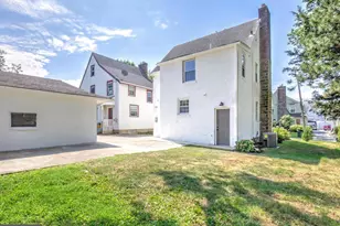 225 Lynbrooke Rd, Springfield, PA 19064 - Photo 1