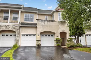 16 Oak Leaf Ln, West Chester, PA 19382 - Photo 2