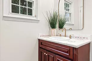 637 Heather Ln, Bryn Mawr, PA 19010 - Photo 16
