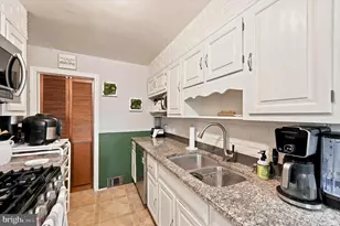 416 Lakeview Dr, Ridley Park, PA 19078 - Photo 12
