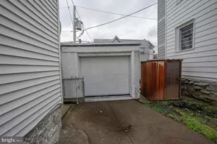 7278 Bradford Rd, Upper Darby, PA 19082 - Photo 24