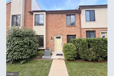 6702 Hilltop Drive, Brookhaven, PA 19015 - Photo 1